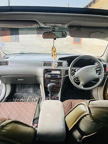 4a fe: Toyota Camry: 1998 г., 2.2 л, Автомат, Газ, Седан — 8