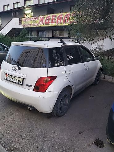 Toyota Ist: 2003 г., 1.3 л, Автомат, Бензин, Хетчбек — 1