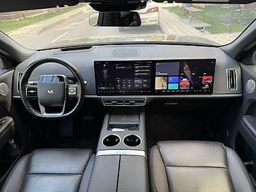 Продажа авто: Lixiang L9: 2024 г., Гибрид, Кроссовер — 4