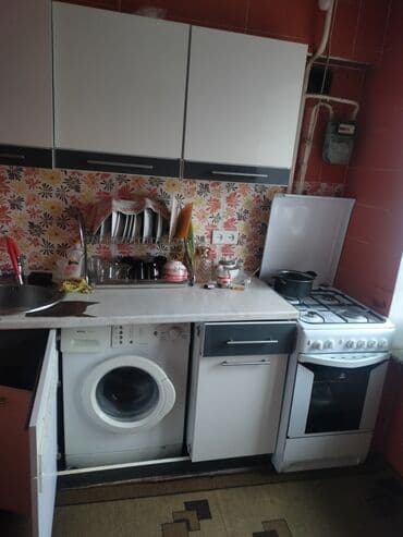 Бөлмө сатып алам: Комната с мебель с подселением 25000с коммунальной район Азия мол БГУ — 4