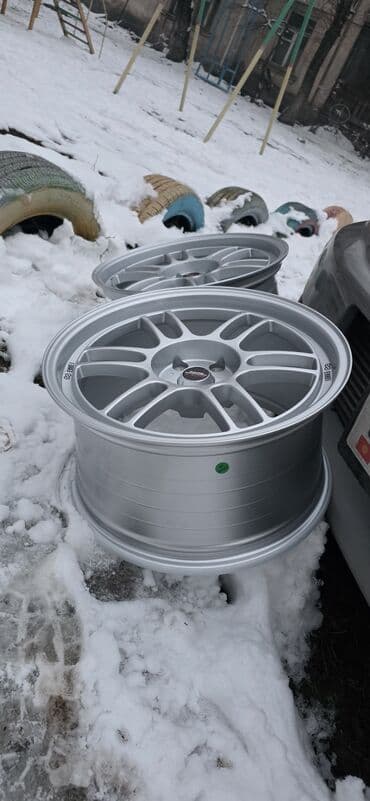 6 дыр: Куйма Дисктер R 18 Enkei, Комплект, тешиктери - 5, Жаңы — 1