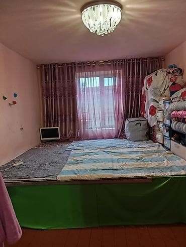 хранение: Продаю дом брачного типа из 5 комнат по документу 12 Соток красная — 1