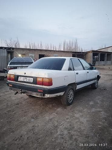 аскар авто дубай: Audi 100: 1985 г., 1.8 л, Кол менен иштөөчү, Бензин, Седан — 4