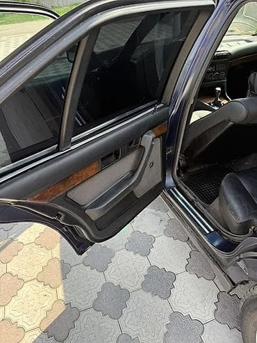 номер армения: BMW 5 series: 1991 г., Седан — 9