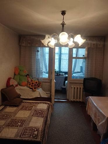 2 комнаты, 44 м², 6 мкр 104 серия, 1 этаж, Старый ремонт