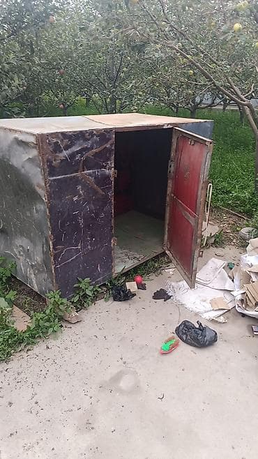 фикус большой: Металлический бокс/будка с дверью - Материал: стальной лист, сварная — 1