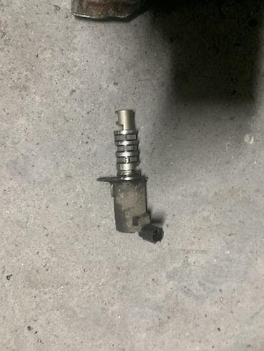 Клапан двигателя Honda