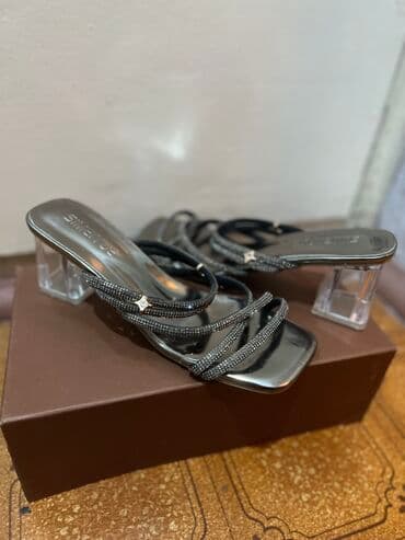 туфли беж цвет: Продаю туфли Состояние отличное. Без царапин 37 размера все Цены — 2