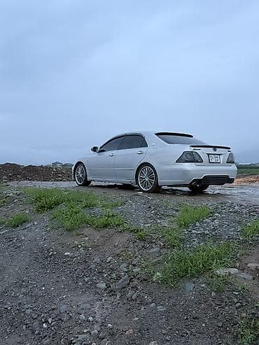 Toyota Crown: 2004 г., 3 л, Вариатор, Бензин, Седан