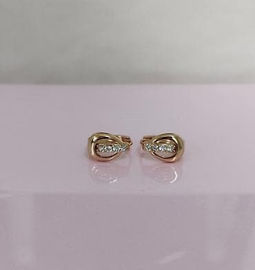 Серьги: Классические серьги Состояние: Хорошее, бережное хранение, носила пару — 1