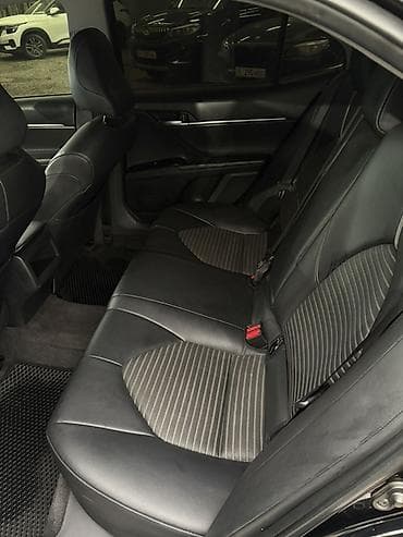 бизнем: Toyota Camry: 2018 г., 2.5 л, Автомат, Бензин, Седан — 5