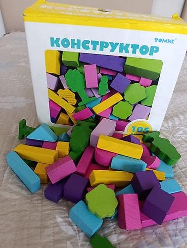 Деревянный конструктор «Томик», 105 деталей. - Набор из ярких at lalafo.kg Деревянный конструктор «Томик», 105 деталей. - Набор из ярких