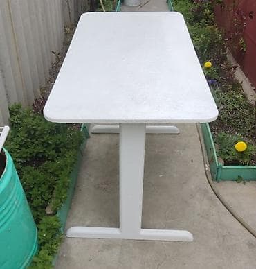 завесы пвх: В г. Каракол продаю деревянный кухонный стол со скатертью турецкой и — 5