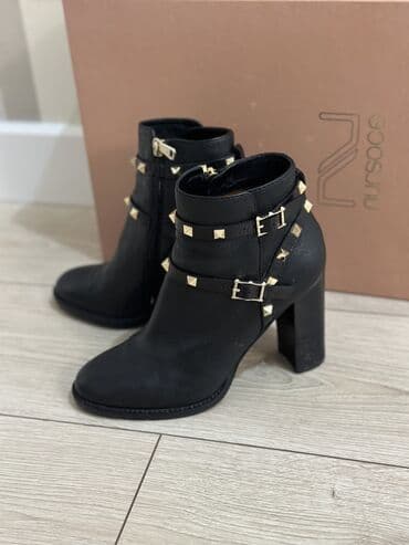 Сапоги: Nursace 
Размер 37 — 2