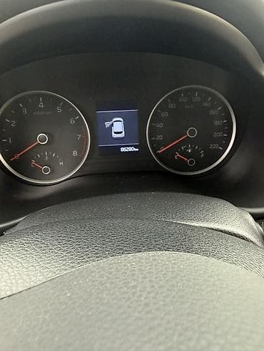 круглый: Kia Stonic: 2018 г., 1.4 л, Автомат, Бензин, Кроссовер — 9