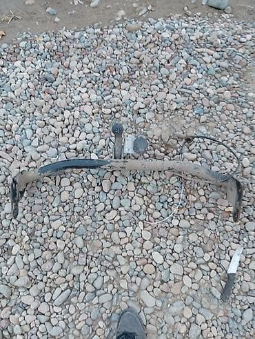 авто крепежи: Фаркоп Для легковых авто Mitsubishi, Б/у, Самовывоз — 3