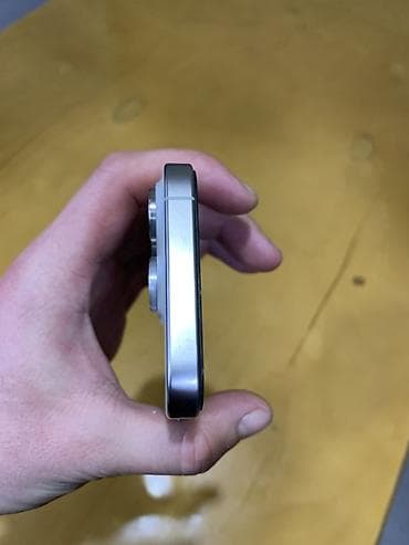 macbook m3: IPhone 15 Pro, Б/у, 512 ГБ, Серебристый, 84 % — 3