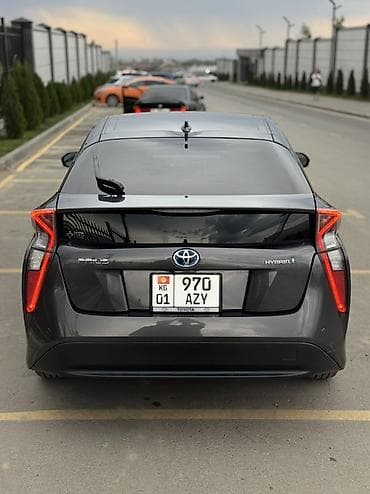 Транспорт: Toyota Prius: 2018 г., 1.8 л, Вариатор, Гибрид, Лифтбек — 9