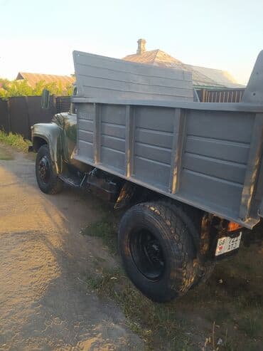 Коммерциялык транспорт: Жүк ташуучу унаа, ZIL, Колдонулган — 2