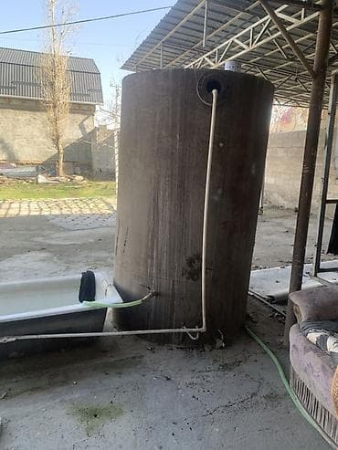 продаю бак: Цистерна — 2