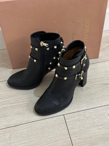 Nursace 
Размер 37