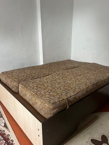 посуда для дома: Спальный гарнитур, Б/у, Двуспальная кровать, Шкаф, Трюмо, Самовывоз — 2