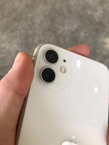 macbook m1 air: IPhone 11, Б/у, 64 ГБ, Белый, Зарядное устройство, Чехол, 78 % — 1