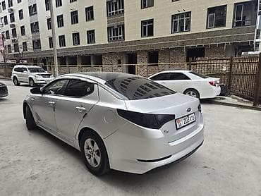 lada 9: Kia K5: 2010 г., 2 л, Автомат, Газ, Седан — 3