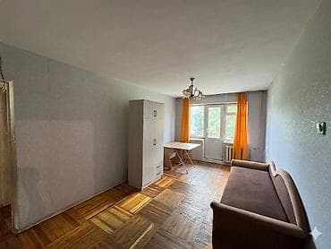 3 комнаты, 58 м², 104 серия, 3 этаж, Старый ремонт at lalafo.kg 3 комнаты, 58 м², 104 серия, 3 этаж, Старый ремонт
