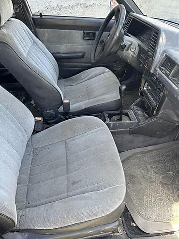 нюрайс 2023: Nissan Bluebird: 1987 г., 1.6 л, Механика, Дизель, Седан — 6