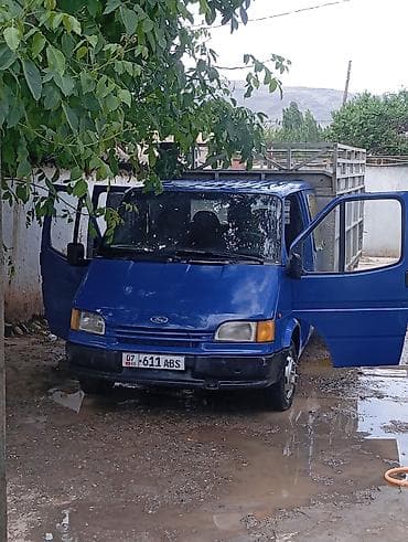 авто в такси: Ford Transit, синий фургон/бортовой малотоннажник. Основные — 4