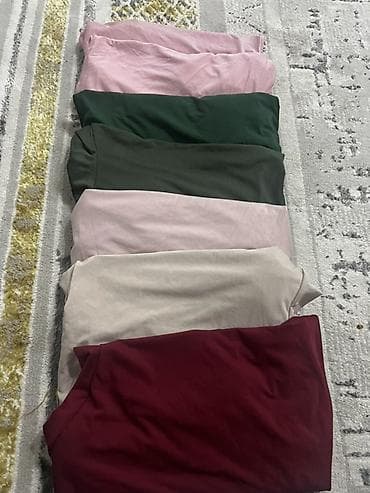 хирургические костюмы: Костюм женский свободного кроя с хиджабом Состав комплекта: - туника — 4