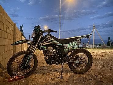 самурай пластик: Эндуро Suzuki, 350 куб. см, Бензин, Взрослый, Новый — 2