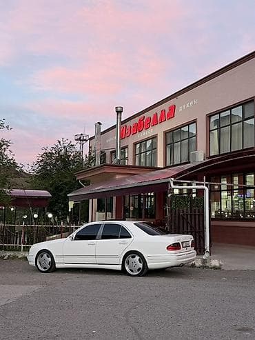 mers e124: Mercedes-Benz E-Class: 2002 г., 5.5 л, Автомат, Бензин, Седан — 2