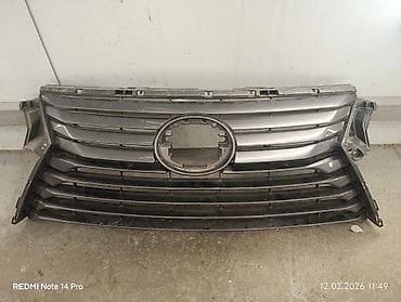 Накладка на бампер Lexus, Б/у, Оригинал