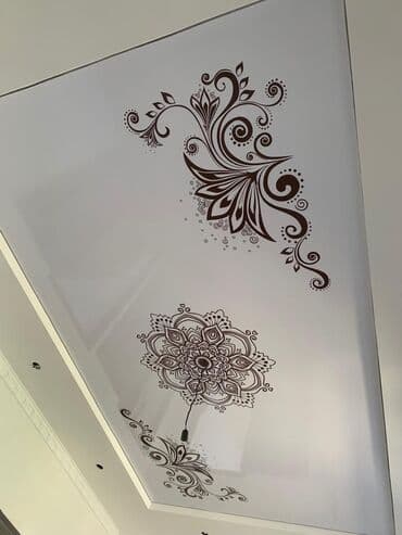 столы для офиса: Монтаж потолков, Монтаж потолочных плинтусов Больше 6 лет опыта — 4