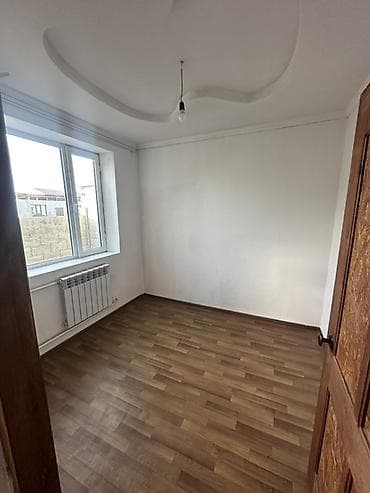 продаю дом кирком: Сдается Дом 🏠 на долгий срок только семейным Адрес: Ак ордо 3 не — 4