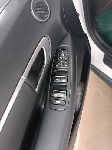 Hyundai Sonata: 2019 г., 2 л, Автомат, Газ, Седан — 9