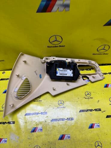 перешить панель авто: Дверная карта Mercedes-Benz Б/у, Оригинал, Япония — 2