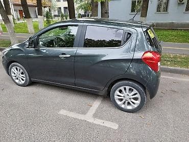 Продажа авто: Chevrolet Spark: 2018 г., 1 л, Автомат, Бензин, Хэтчбэк — 6
