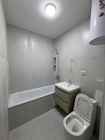 продаю квартиру в радуге: 1 комната, 44 м², 108 серия, 3 этаж, Евроремонт — 4