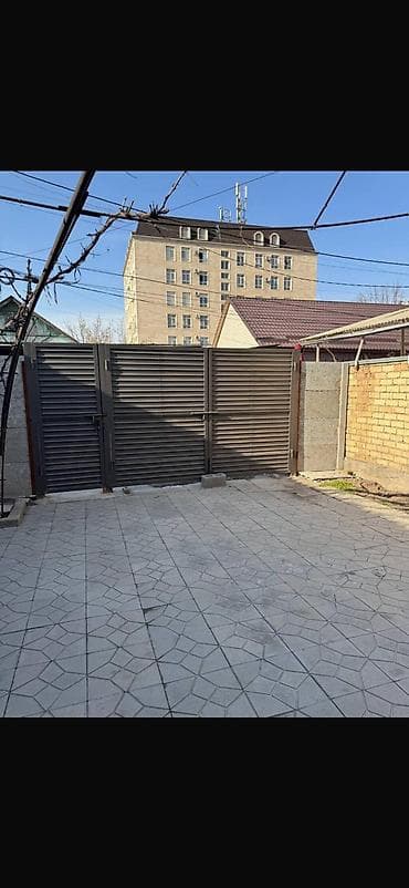 Дома: Продаю дом в районе Аламединского рынка • Салиева/Алматинка • — 2