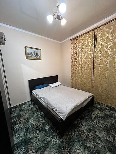 продаются дома: Сдается комната в квартире. - Мебель: двуспальная кровать с матрасом — 1