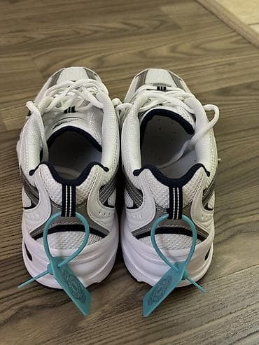 Жеке буюмдар: Эркектердин кроссовкасы, 45, New Balance, Жаңы, түсү - Ак, Өзү алып кетүү — 3