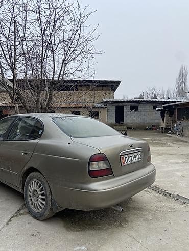 kia rio 2014: Daewoo Leganza: 1997 г., Седан — 4