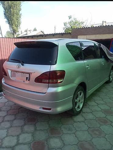 Продажа авто: Toyota Ipsum: 2001 г., 2.4 л, Автомат, Бензин, Минивэн — 5