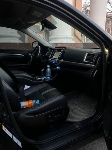 купить авто в рассрочку без первоначального взноса без банка: Toyota Highlander: 2019 г., 3.5 л, Типтроник, Бензиновая, Кроссовер — 3