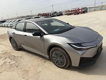 colf 3: Toyota bZ3: 2023 г., Электромобиль, Лифтбек — 7