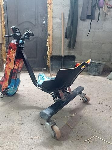 Спорт и хобби: Электрический дрифт‑трайн (drift trike) с сиденьем - Форм‑фактор — 2