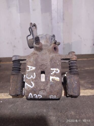 система форсунок: Nissan Cefiro A32 Суппорт тормозной, Ниссан Цефиро А32 супорт, супарт — 1